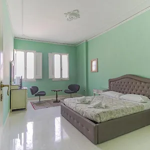  Apartamento Spacious Three Bedroom On The Arno