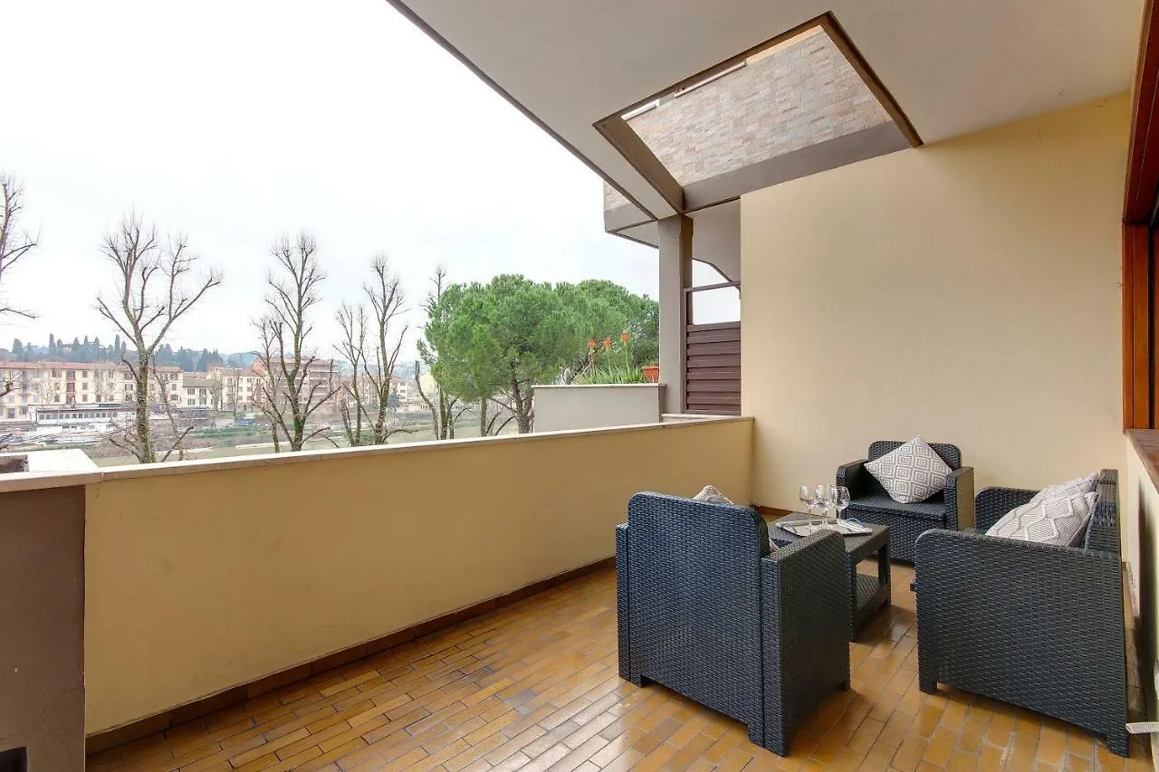Mamo Florence - Lungarno Apartment
